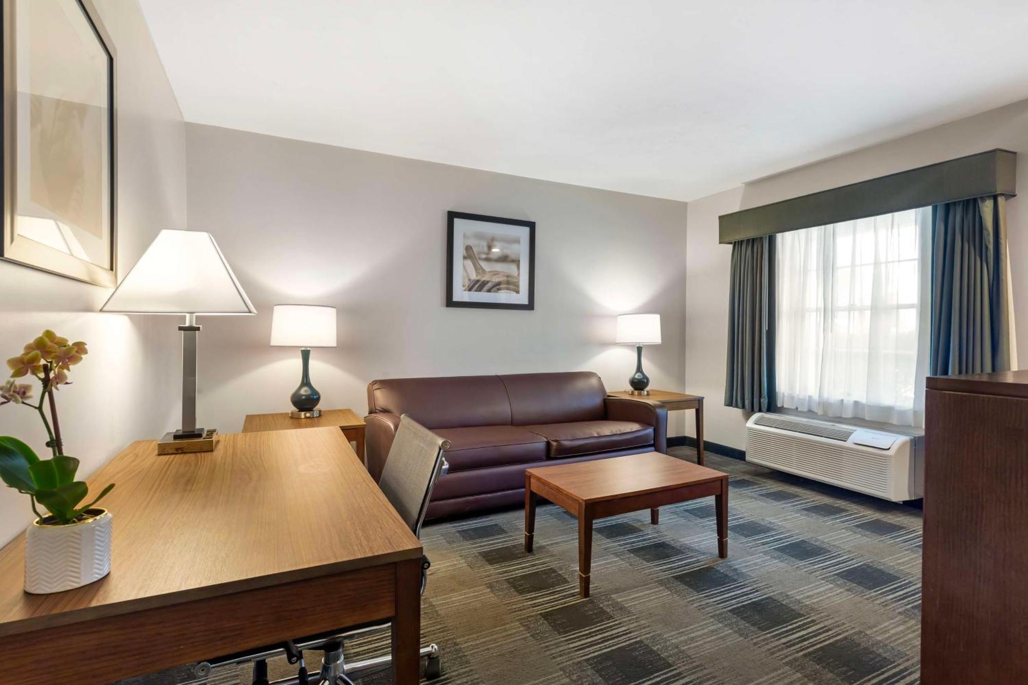 Best Western Plus Cold Spring Plymouth Esterno foto